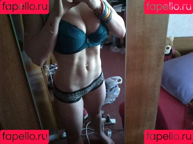 Katy Yardley Onlyfans Photo Gallery 