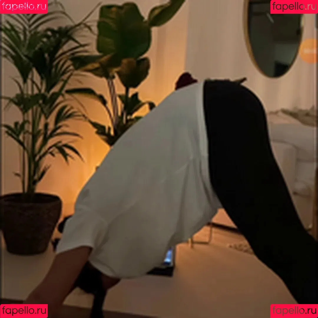 Lamiya Slimani Onlyfans Photo Gallery 