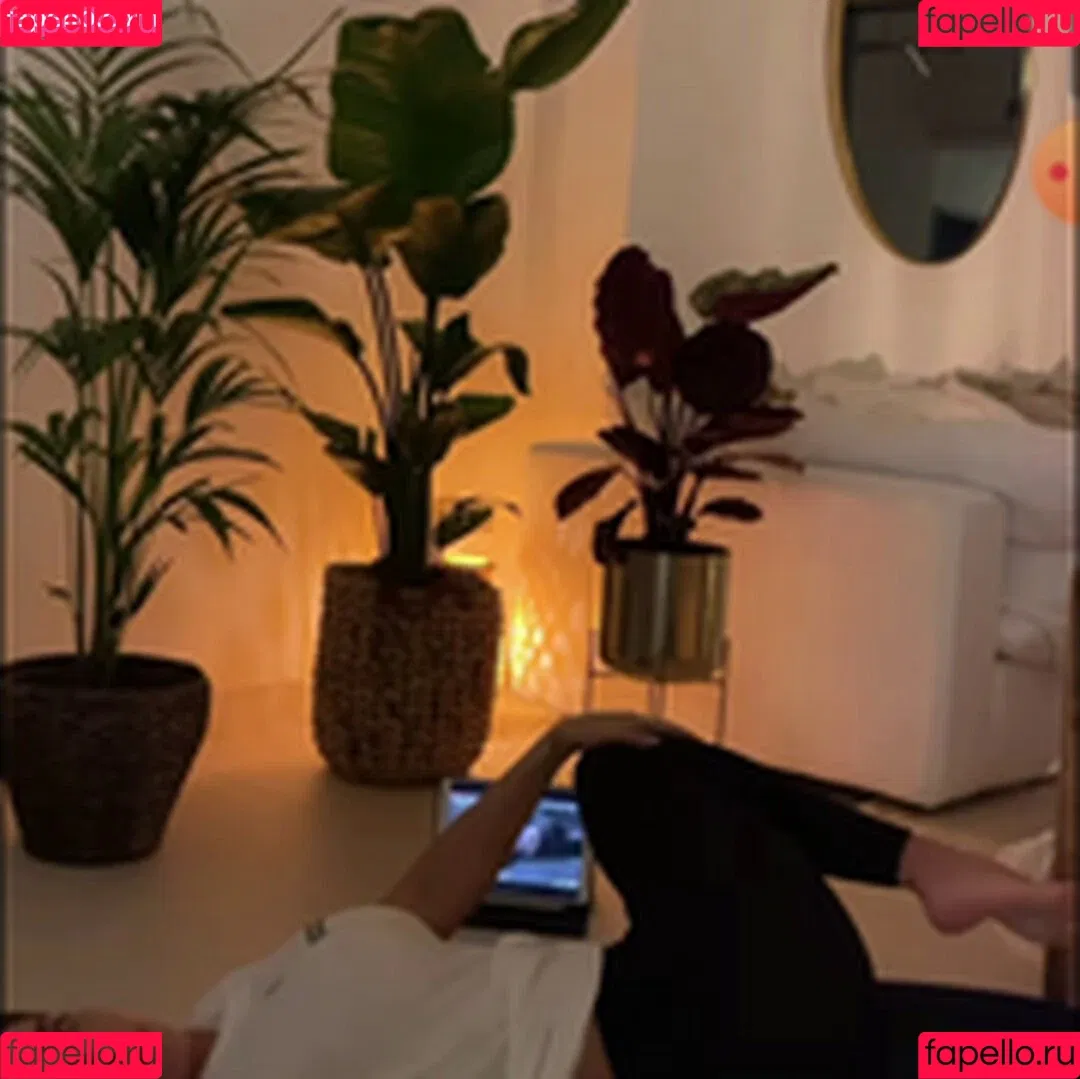 Lamiya Slimani Onlyfans Photo Gallery 