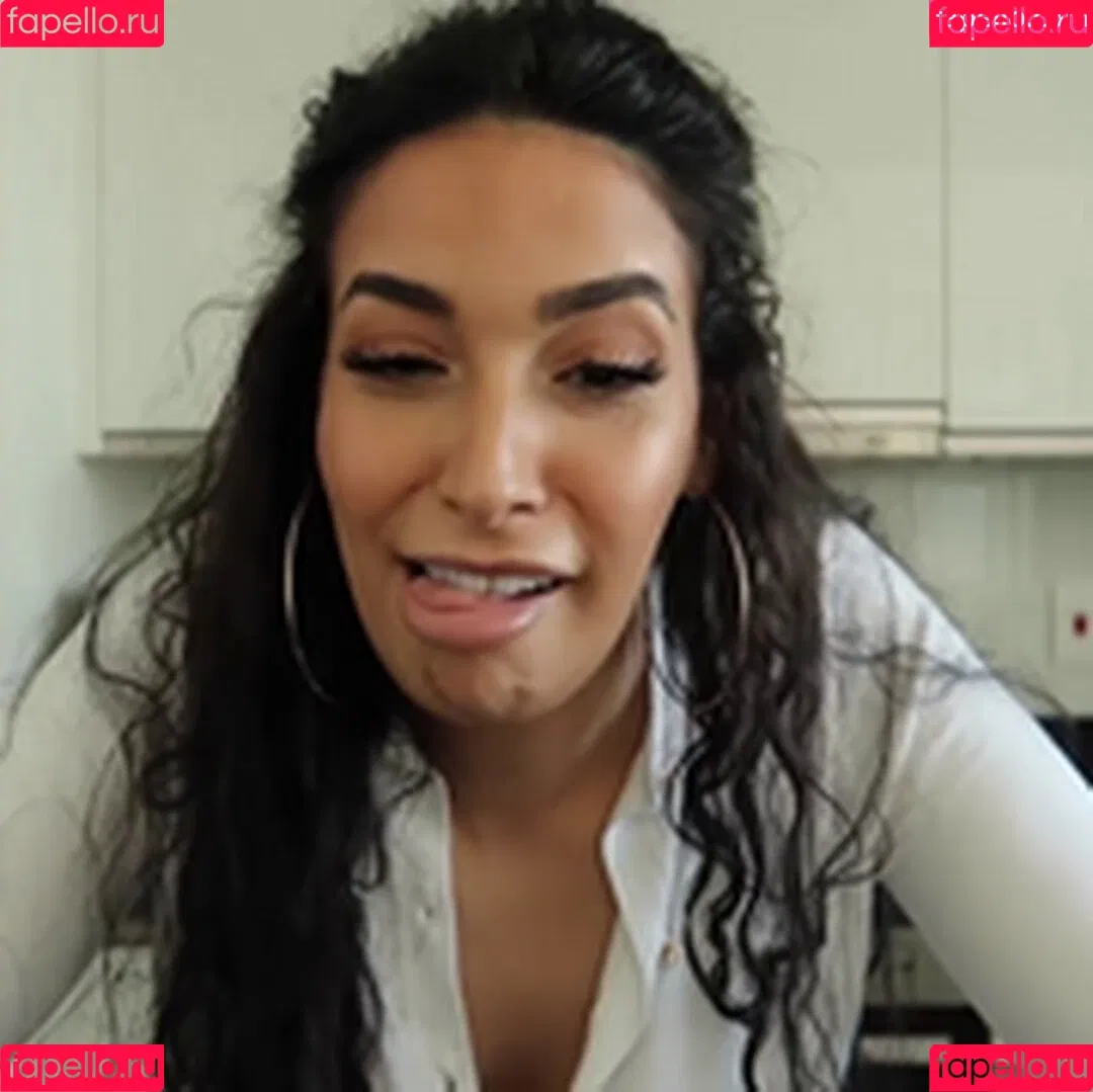 Lamiya Slimani Onlyfans Photo Gallery 