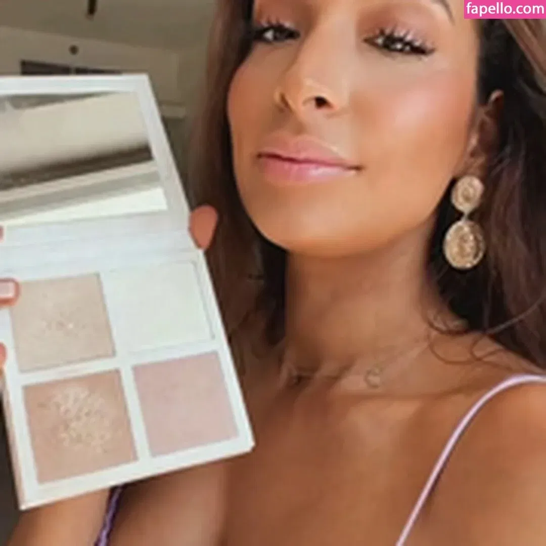 Lamiya Slimani Onlyfans Photo Gallery 