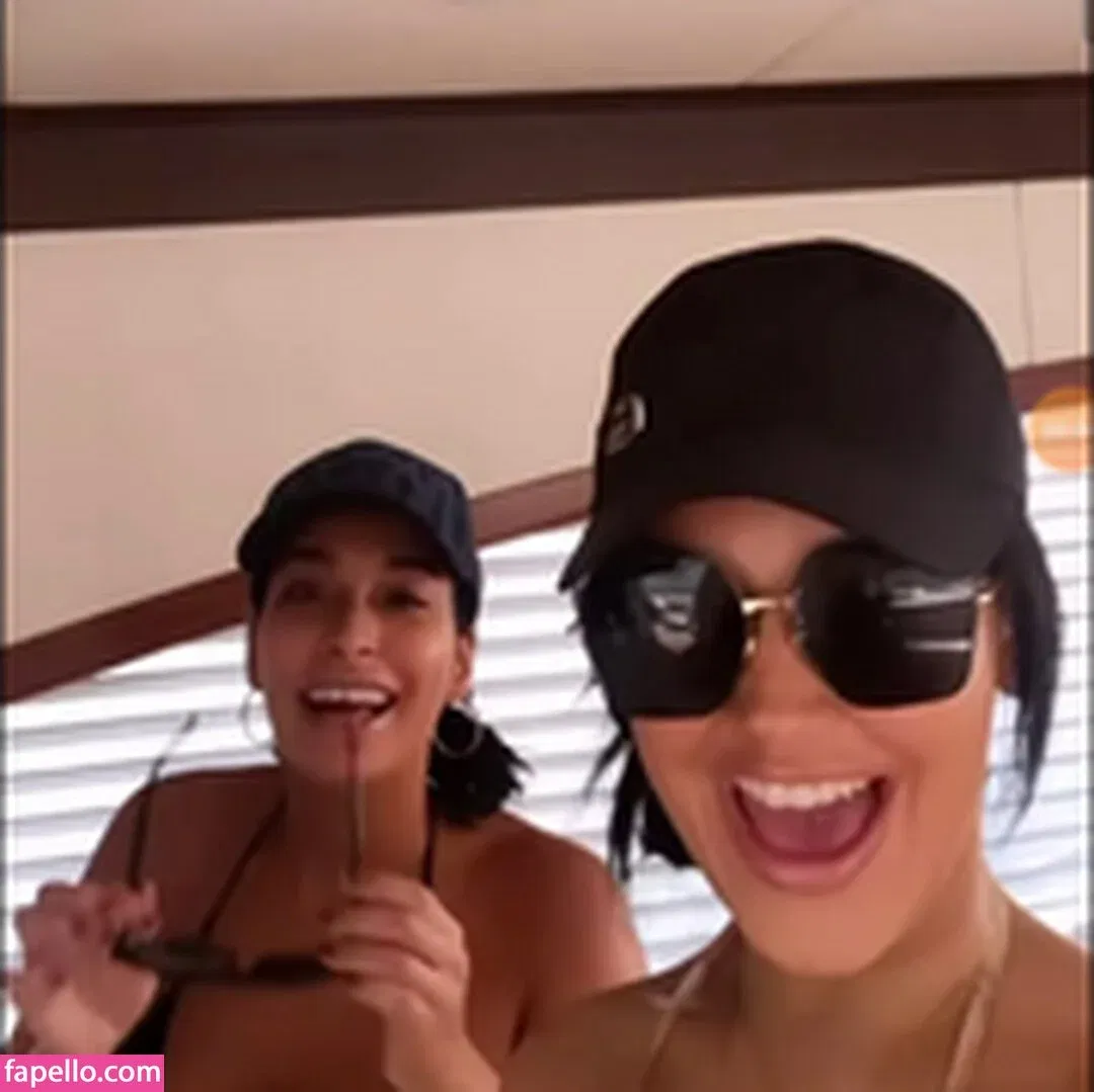 Lamiya Slimani Onlyfans Photo Gallery 