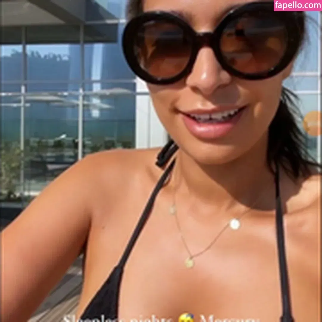 Lamiya Slimani Onlyfans Photo Gallery 