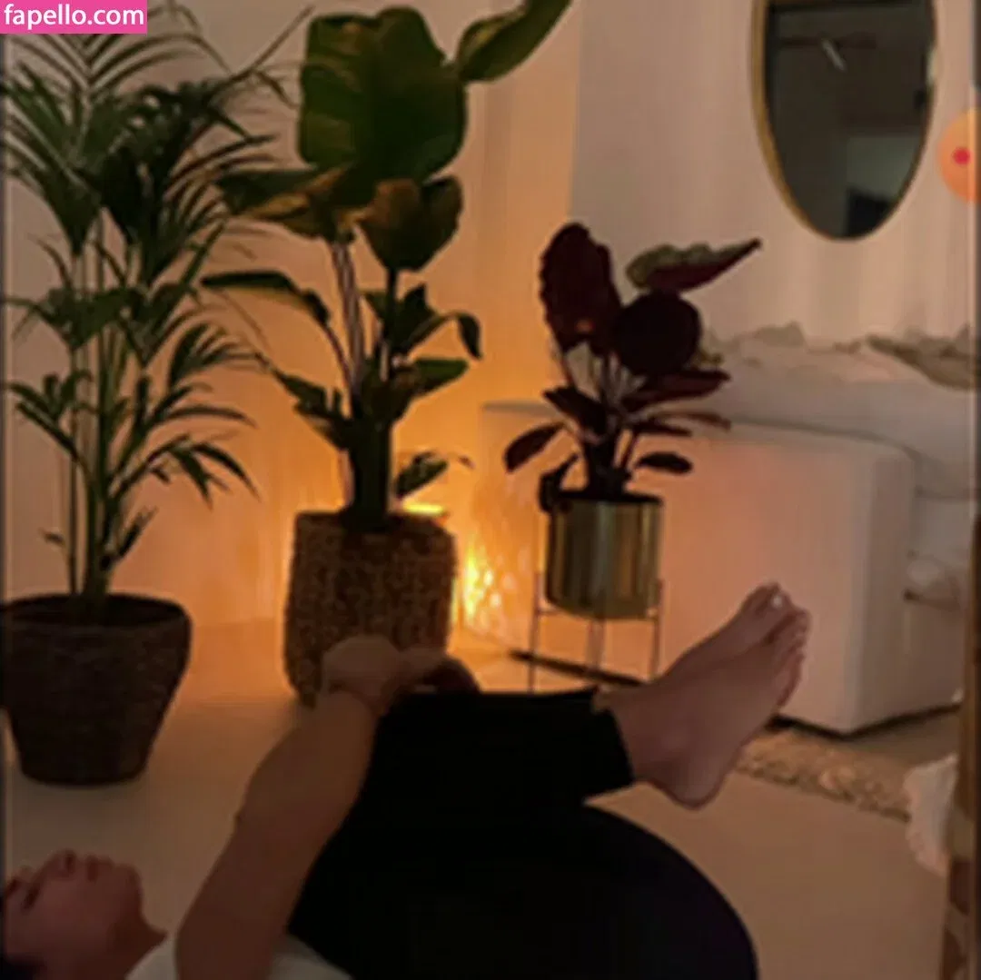 Lamiya Slimani Onlyfans Photo Gallery 