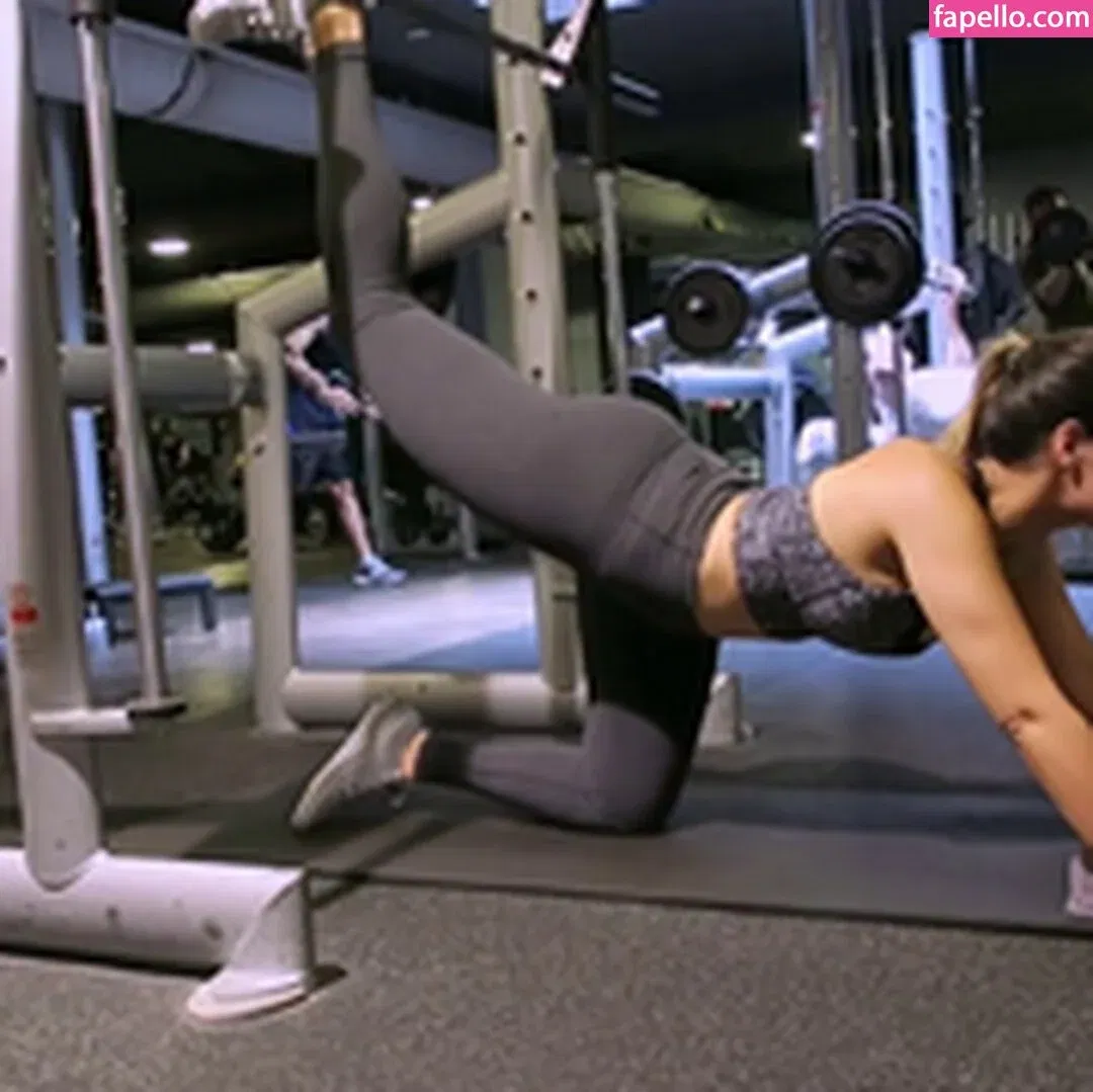 Lamiya Slimani Onlyfans Photo Gallery 