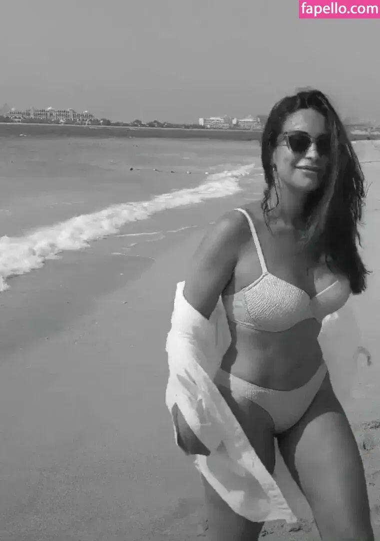 Lamiya Slimani Onlyfans Photo Gallery 