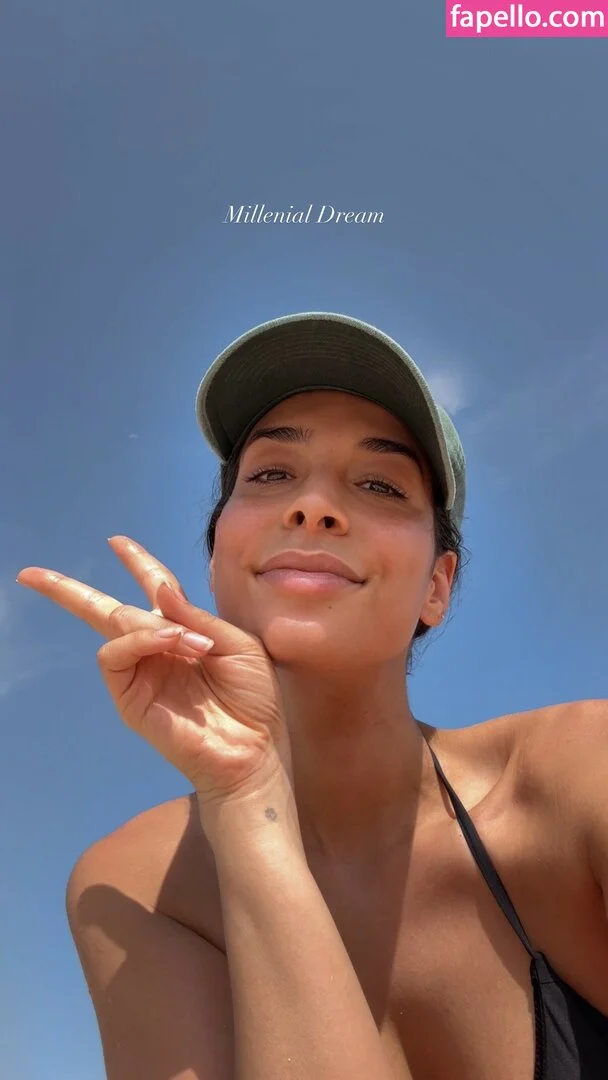 Lamiya Slimani Onlyfans Photo Gallery 