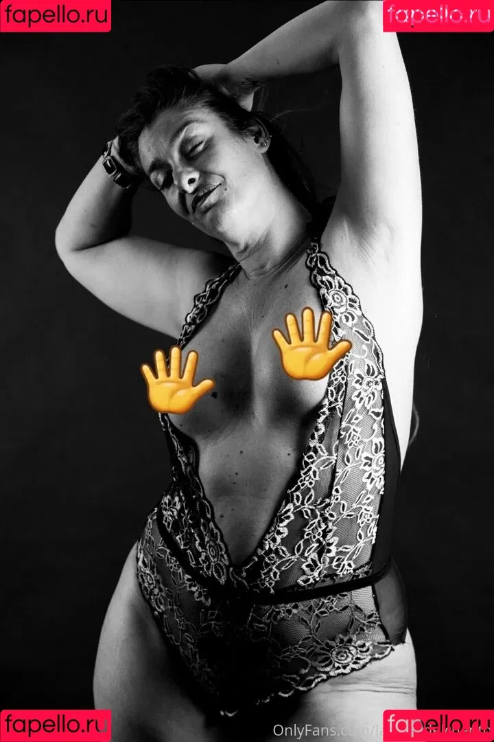 labrujadelcuento Onlyfans Photo Gallery 