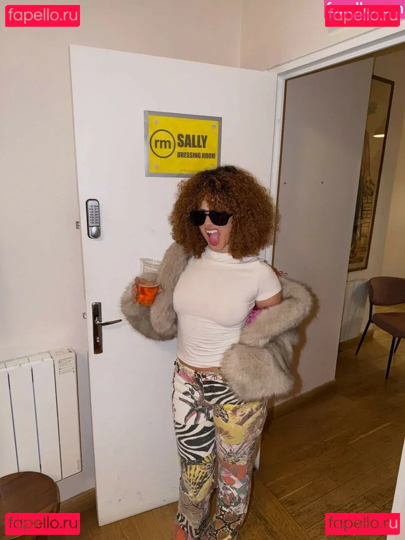 Lena Situations Onlyfans Photo Gallery 