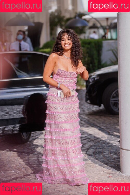 Lena Situations Onlyfans Photo Gallery 