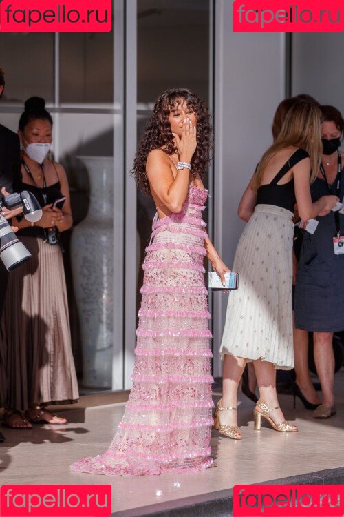 Lena Situations Onlyfans Photo Gallery 