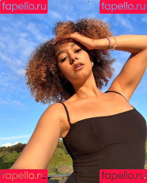 Lena Situations Onlyfans Photo Gallery 