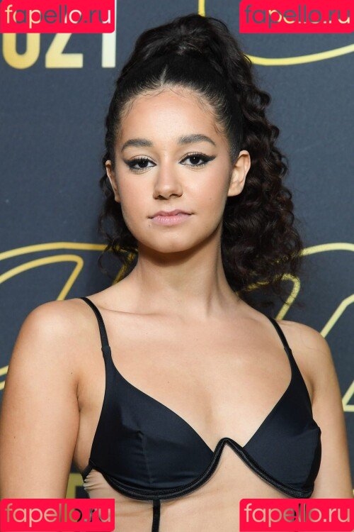 Lena Situations Onlyfans Photo Gallery 