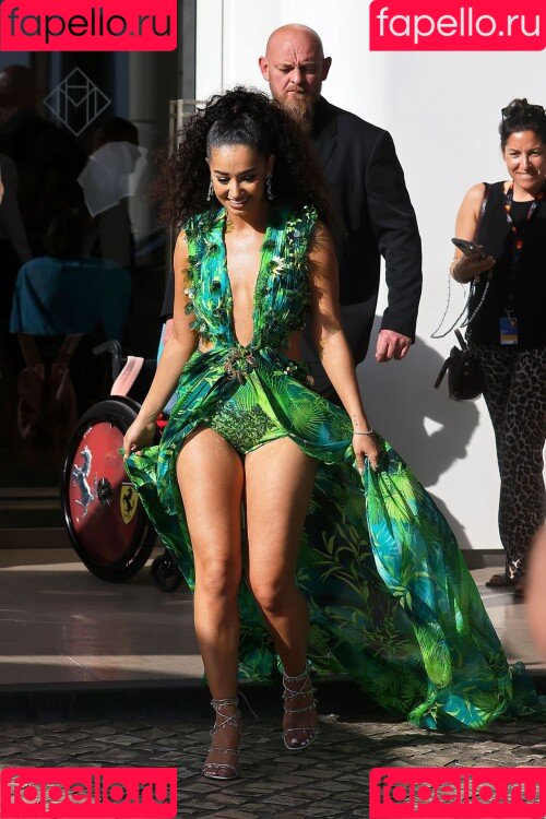 Lena Situations Onlyfans Photo Gallery 