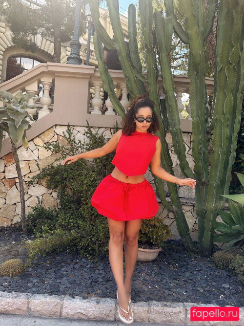 Lena Situations Nude Onlyfans Photo 22