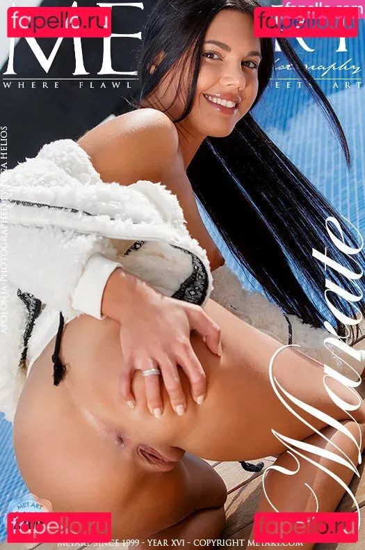 Apolonia Lapiedra Onlyfans Photo Gallery 