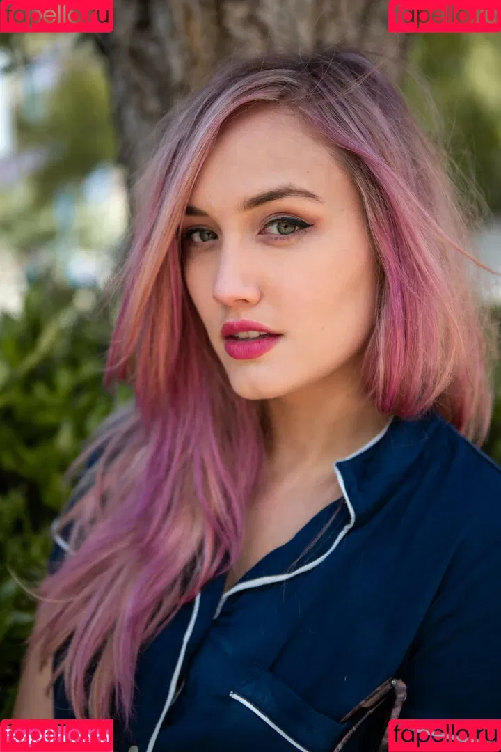 Naomi Kyle Onlyfans Photo Gallery 