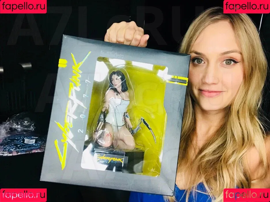 Naomi Kyle Onlyfans Photo Gallery 