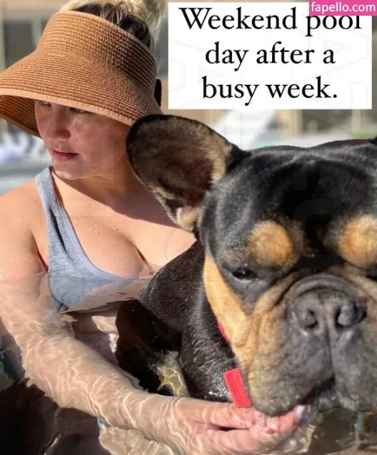 Naomi Kyle Onlyfans Photo Gallery 