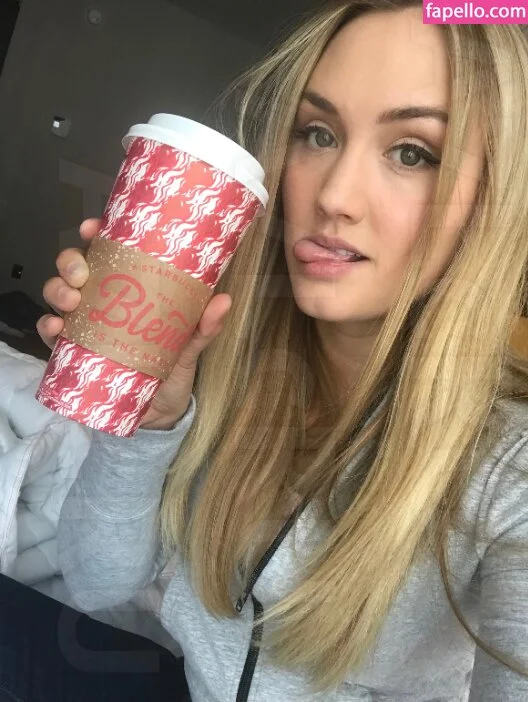 Naomi Kyle Onlyfans Photo Gallery 