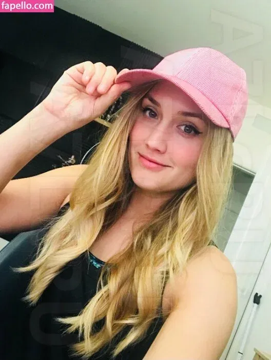 Naomi Kyle Onlyfans Photo Gallery 