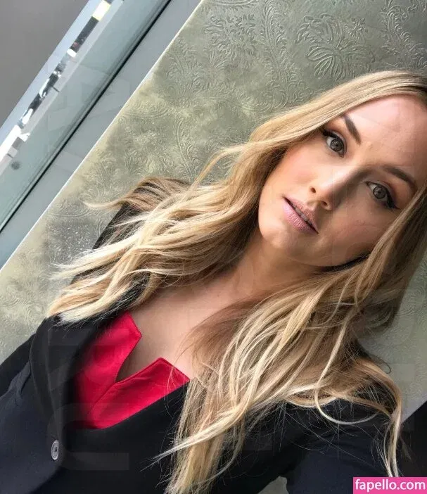 Naomi Kyle Onlyfans Photo Gallery 