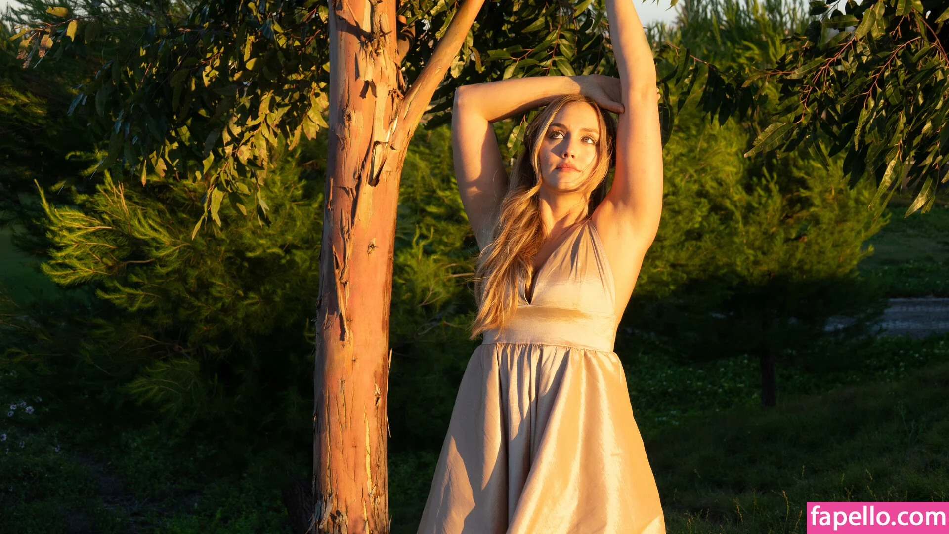 Naomi Kyle Onlyfans Photo Gallery 