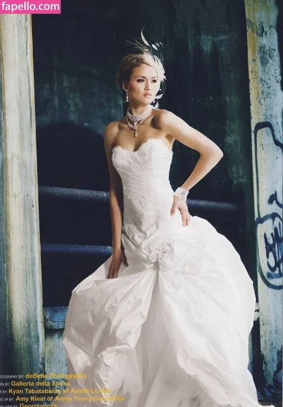 Naomi Kyle Onlyfans Photo Gallery 