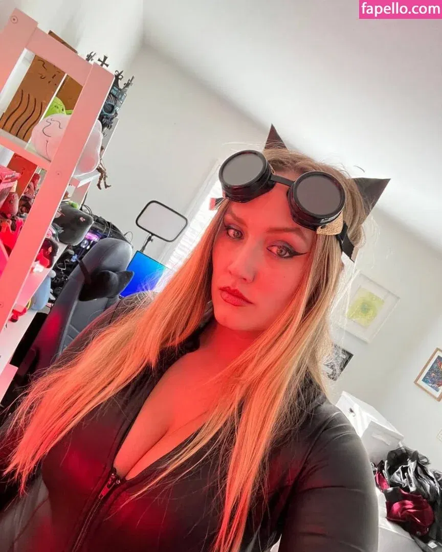 Naomi Kyle Onlyfans Photo Gallery 