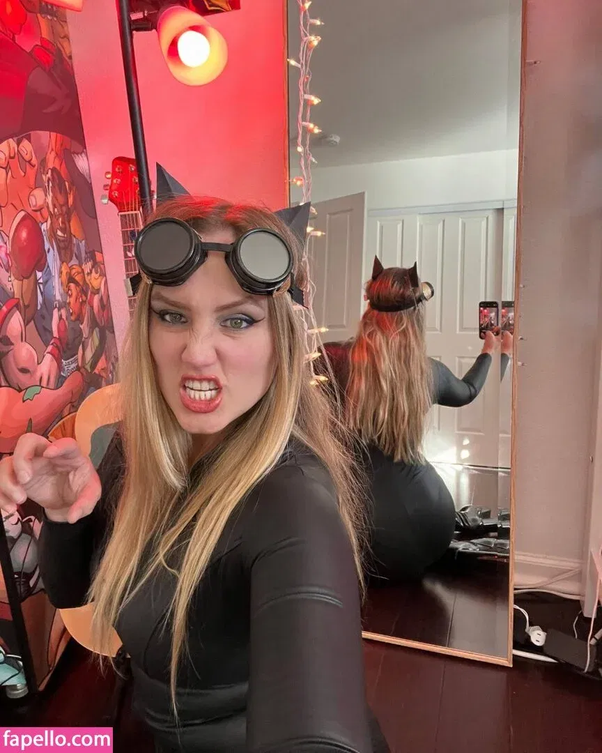 Naomi Kyle Onlyfans Photo Gallery 