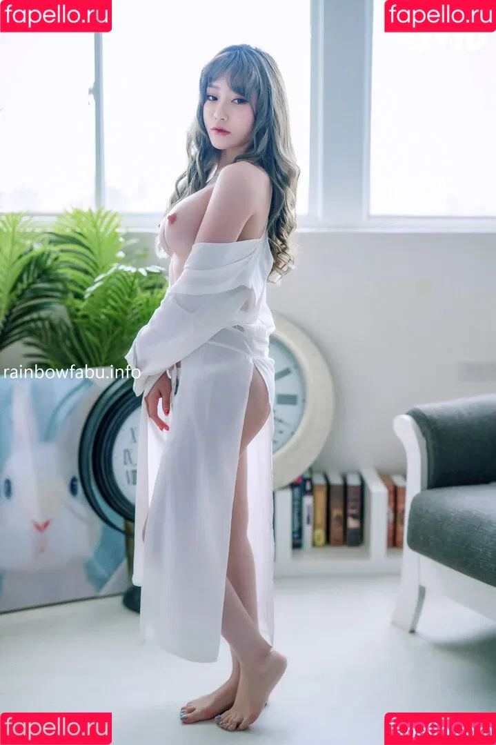 Shen Nana Onlyfans Photo Gallery 