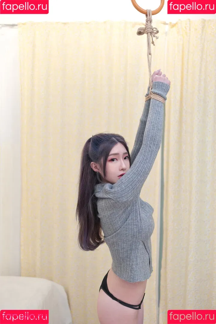 Shen Nana Onlyfans Photo Gallery 
