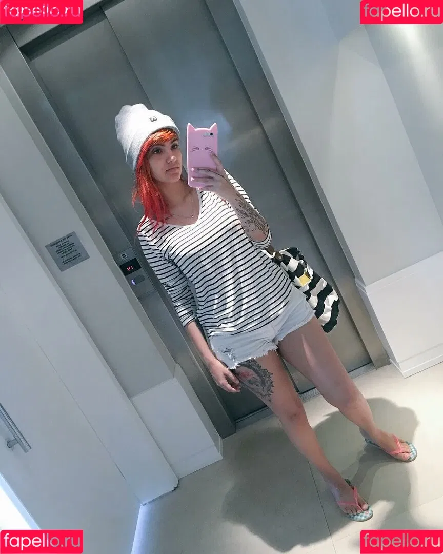 Riyuuka Onlyfans Photo Gallery 