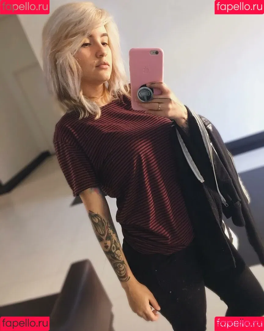 Riyuuka Onlyfans Photo Gallery 