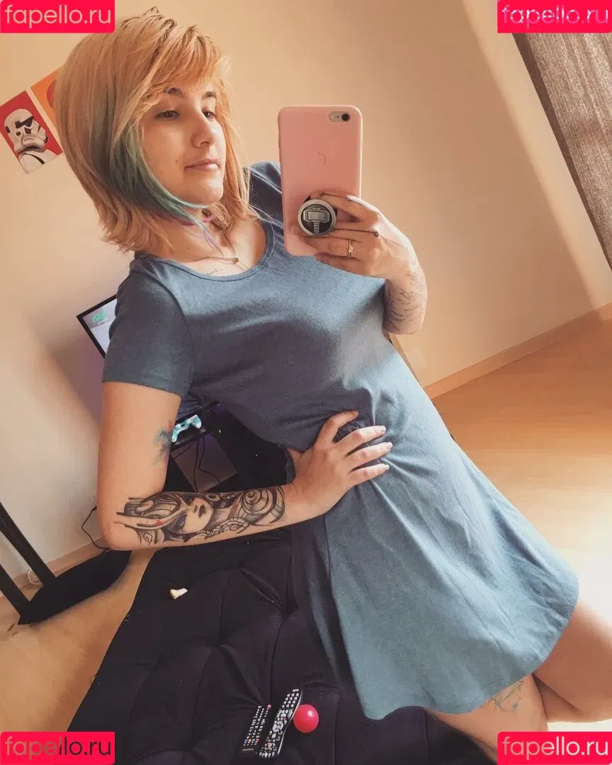 Riyuuka Onlyfans Photo Gallery 