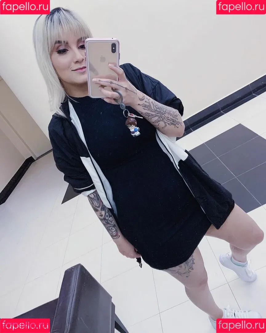 Riyuuka Onlyfans Photo Gallery 