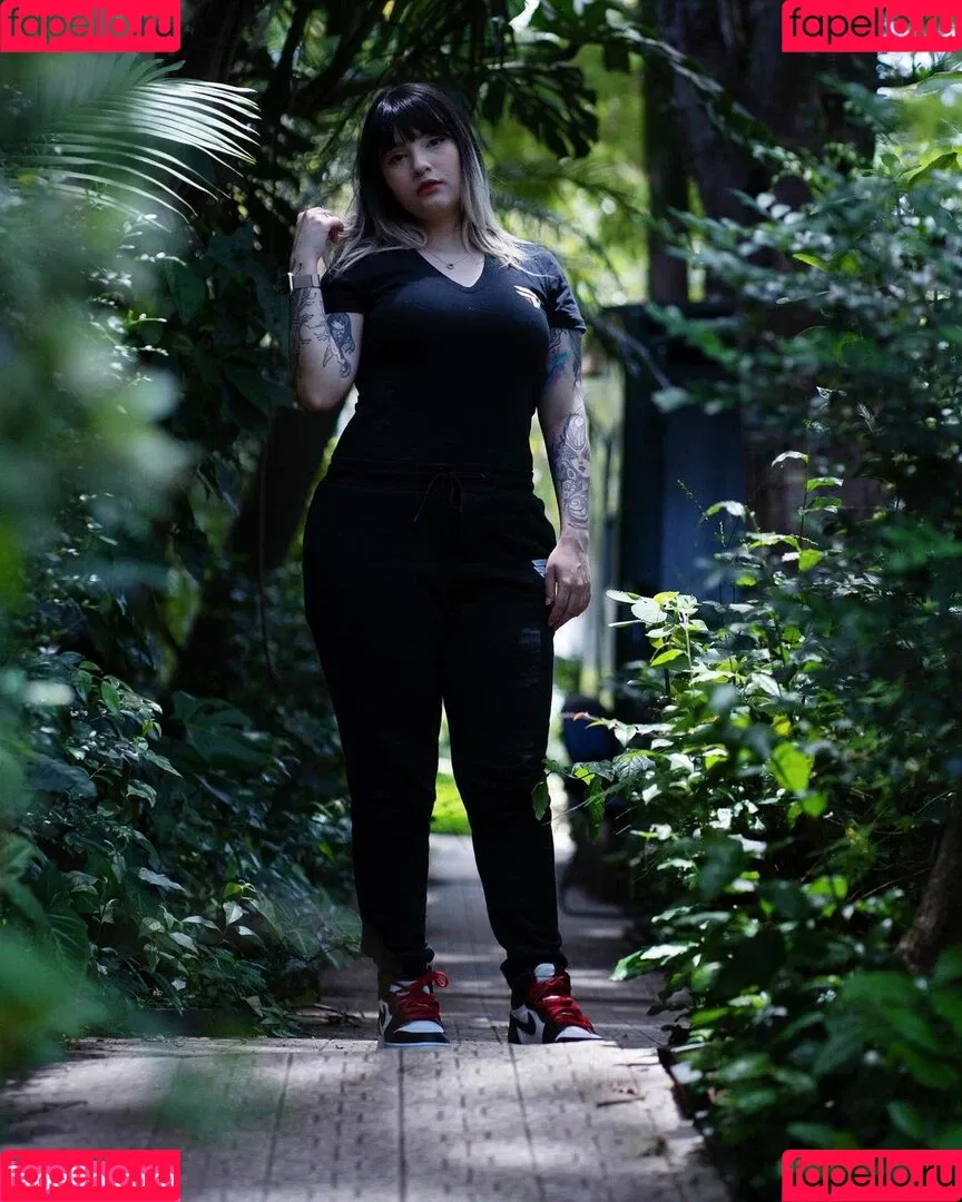 Riyuuka Onlyfans Photo Gallery 