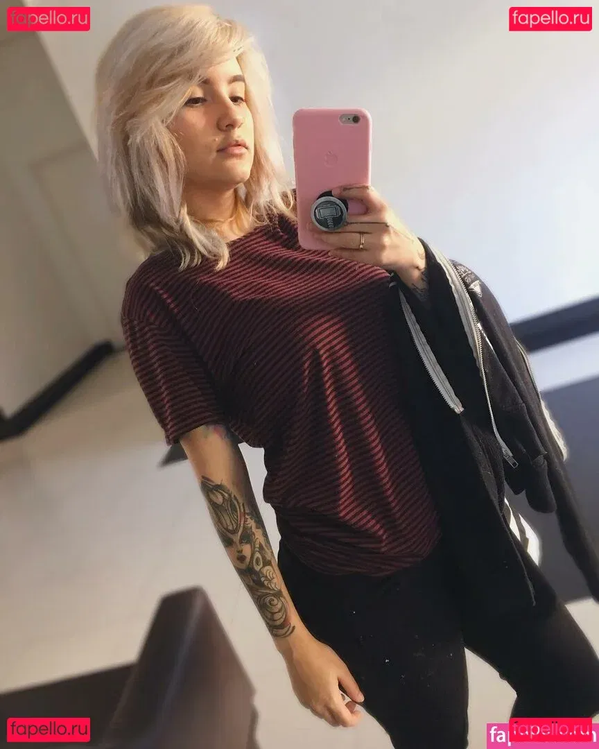 Riyuuka Onlyfans Photo Gallery 