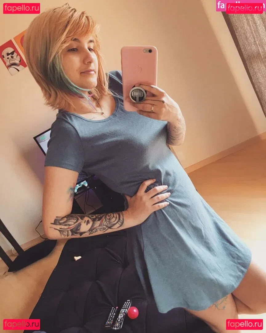 Riyuuka Onlyfans Photo Gallery 