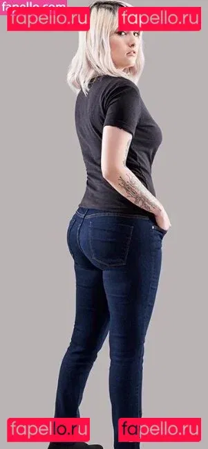 Riyuuka Onlyfans Photo Gallery 