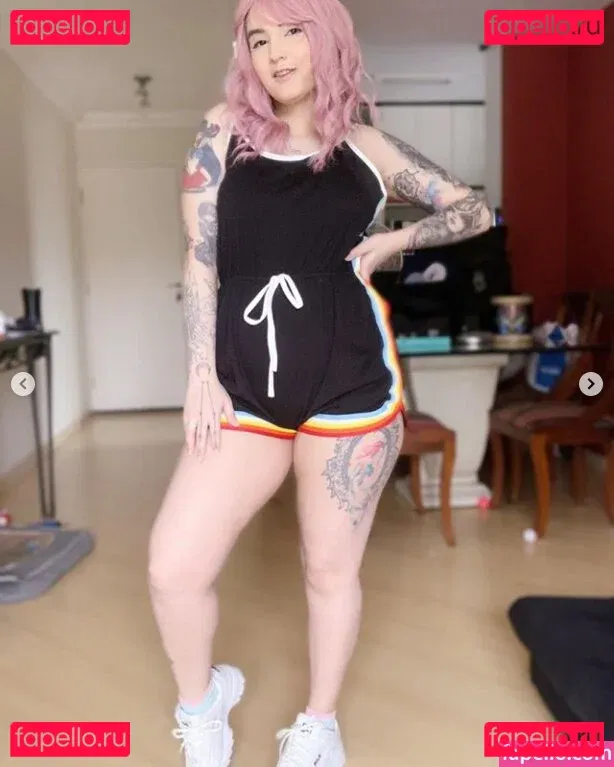 Riyuuka Onlyfans Photo Gallery 