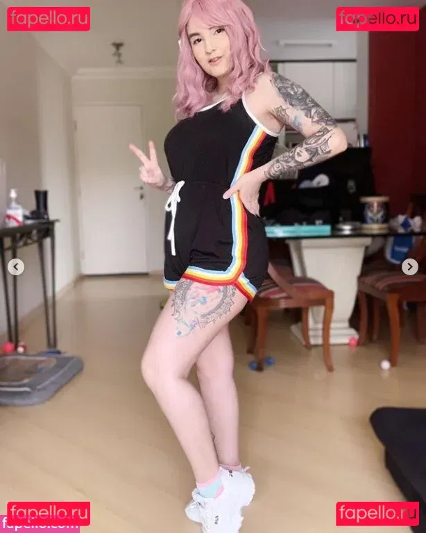 Riyuuka Onlyfans Photo Gallery 