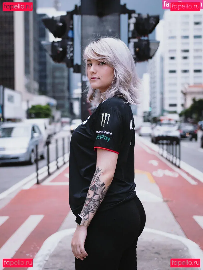 Riyuuka Onlyfans Photo Gallery 