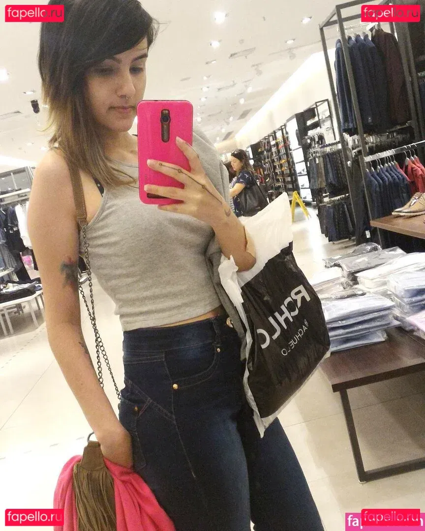 Riyuuka Onlyfans Photo Gallery 