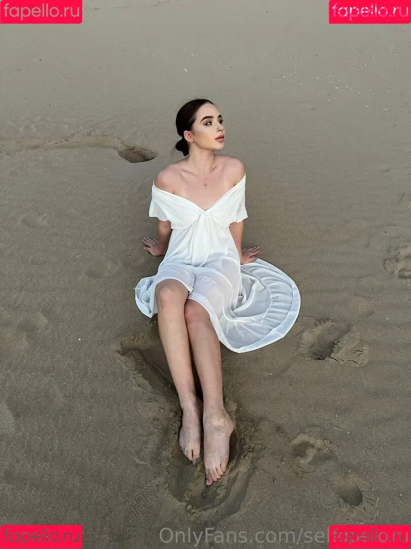 selena_girl Onlyfans Photo Gallery 