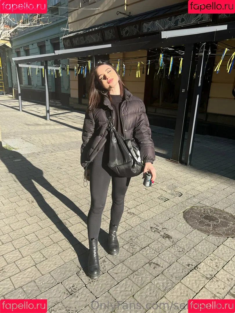 selena_girl Onlyfans Photo Gallery 
