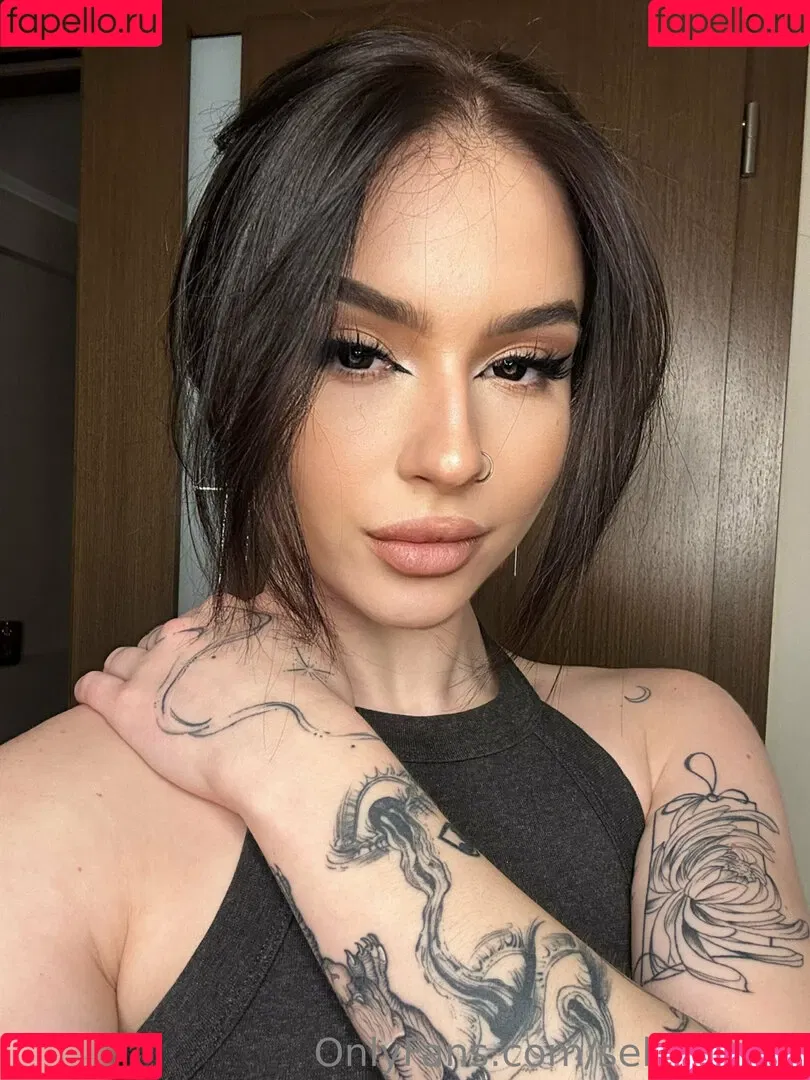 selena_girl Onlyfans Photo Gallery 