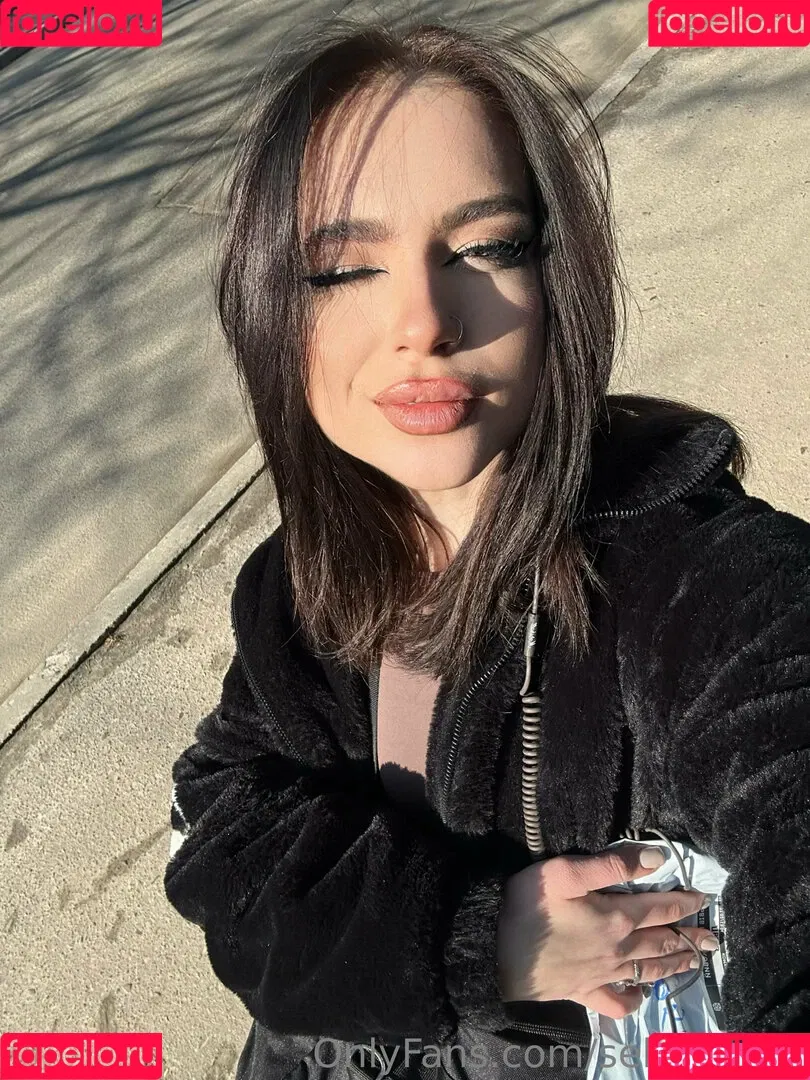 selena_girl Onlyfans Photo Gallery 