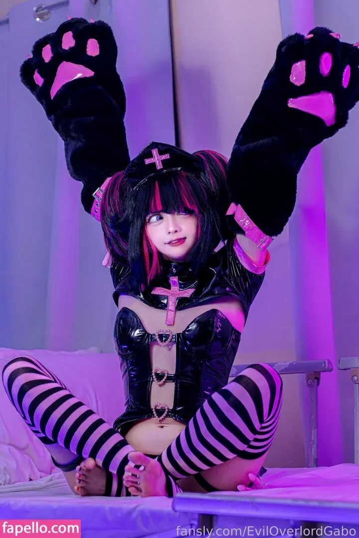 Evil Overlord Gabo Onlyfans Photo Gallery 