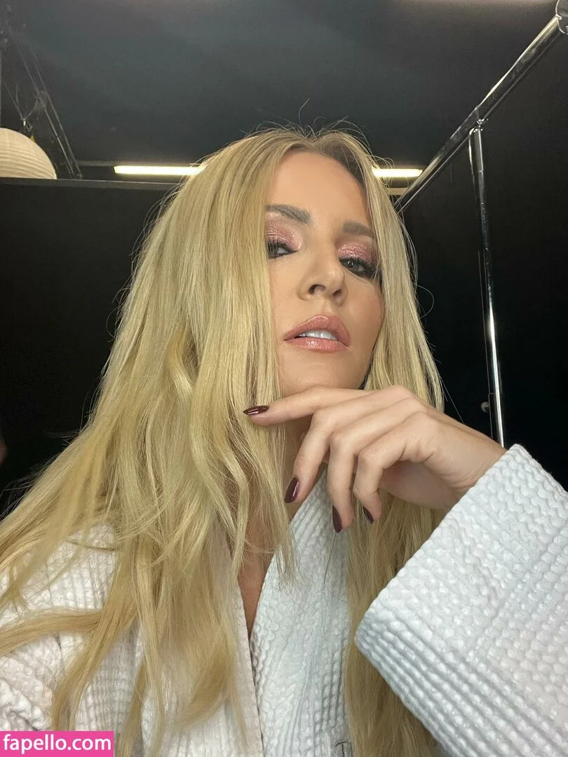 Melissa Naschenweng Onlyfans Photo Gallery 